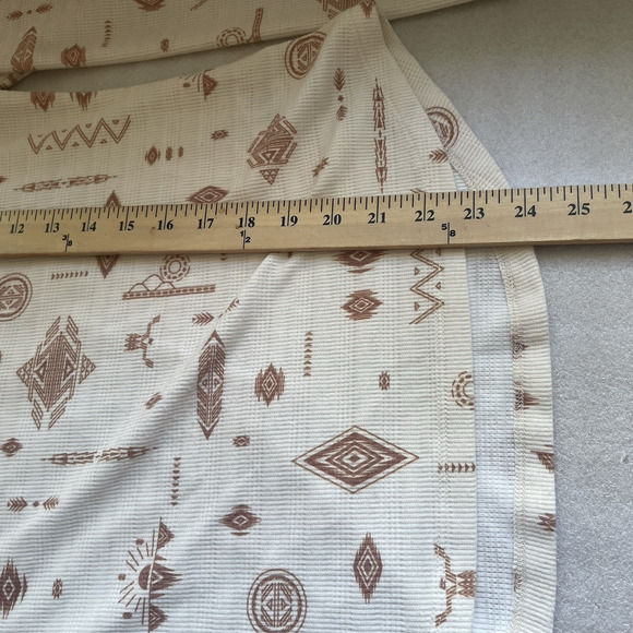 Rank 45 Shirt Men Large Beige Aztech Geo Native Print Waffle Knit Base Layer - Picture 10 of 12